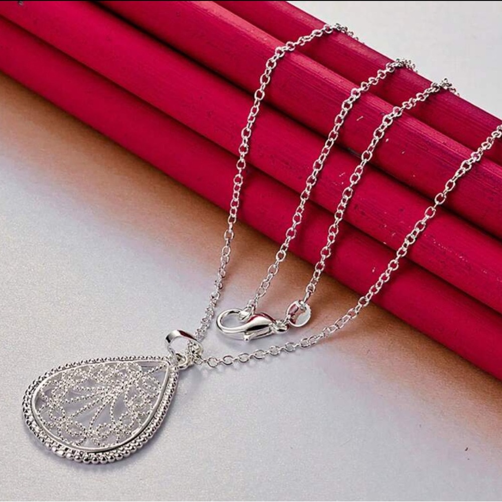 Silver Plated Teardrop Pendant Necklace - Picture 2 of 3
